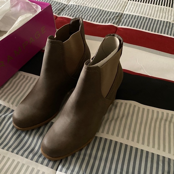 Boots - Picture 1 of 2